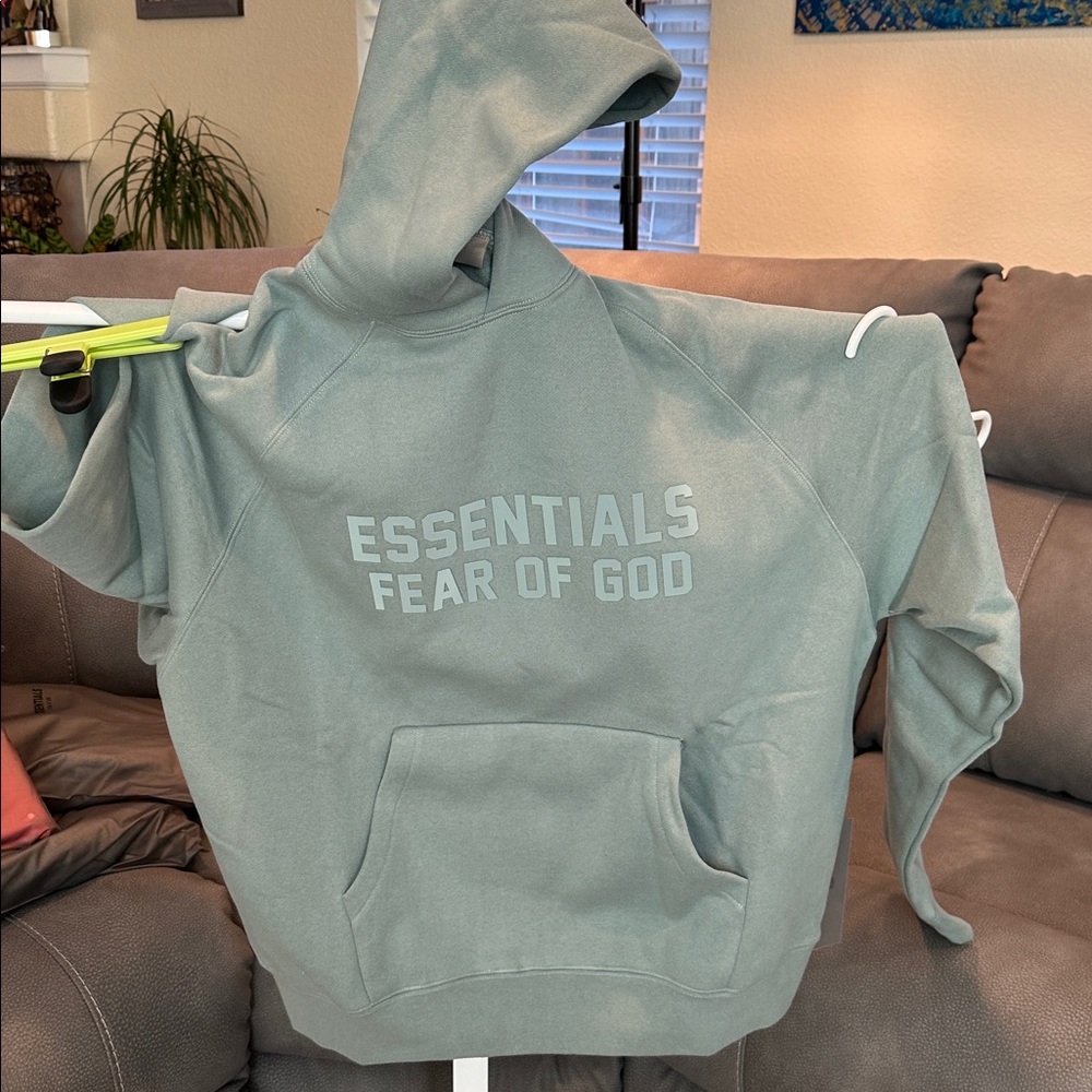 Essentials Fear Of God Sycamore hoodie. Oversized.